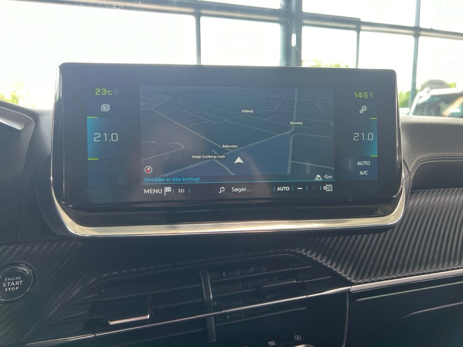 Orange Peugeot e-2008 fra 2021