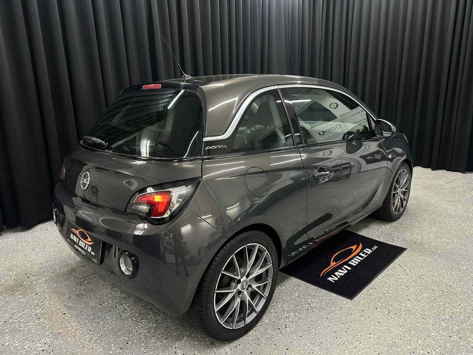Opel Adam