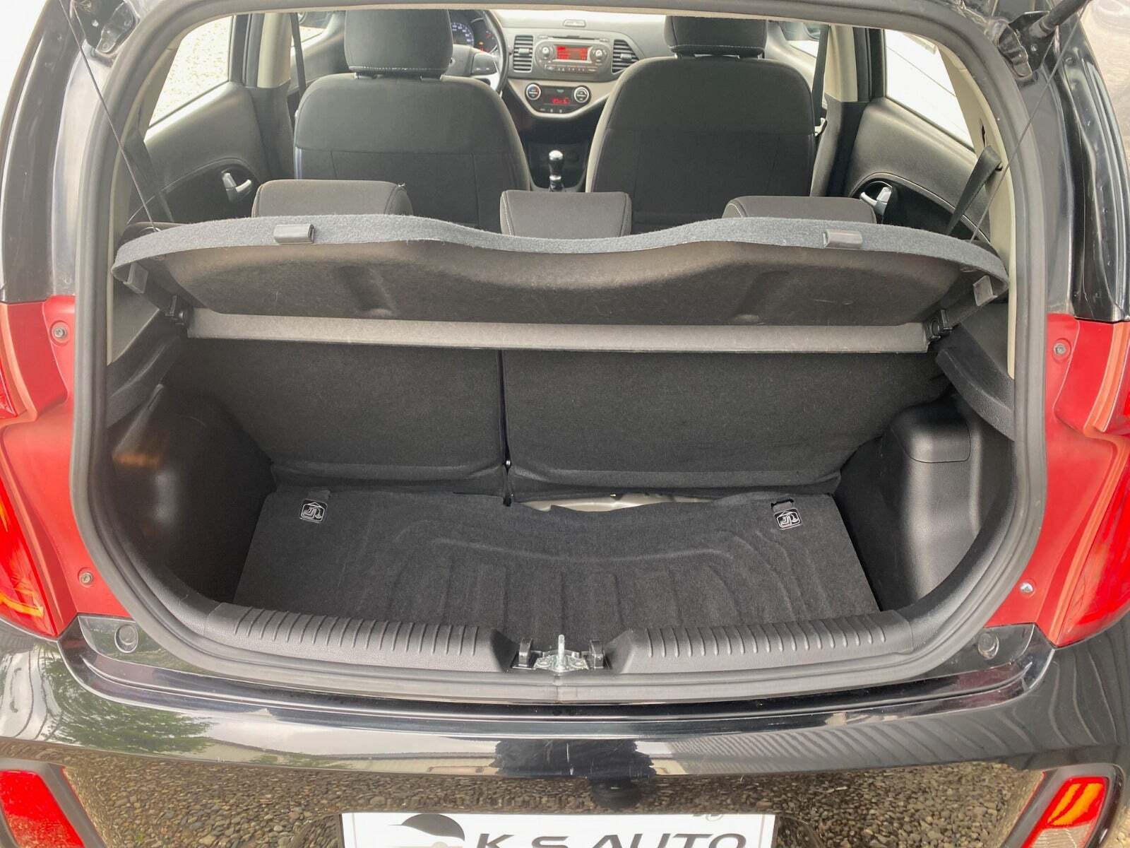 Sort Kia Picanto fra 2016