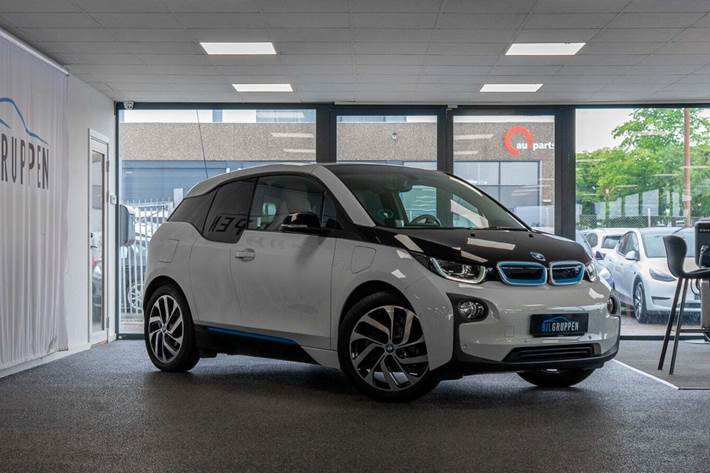 Hvid BMW i3 fra 2016 set udefra