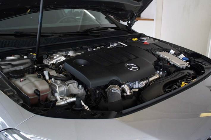 Grå Mercedes A200 d fra 2020