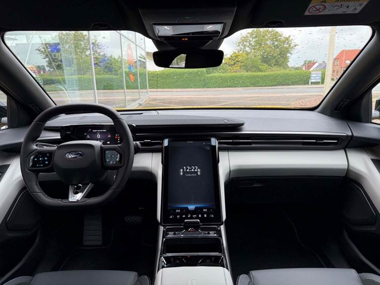 Ford Capri 77 Select Extended Range