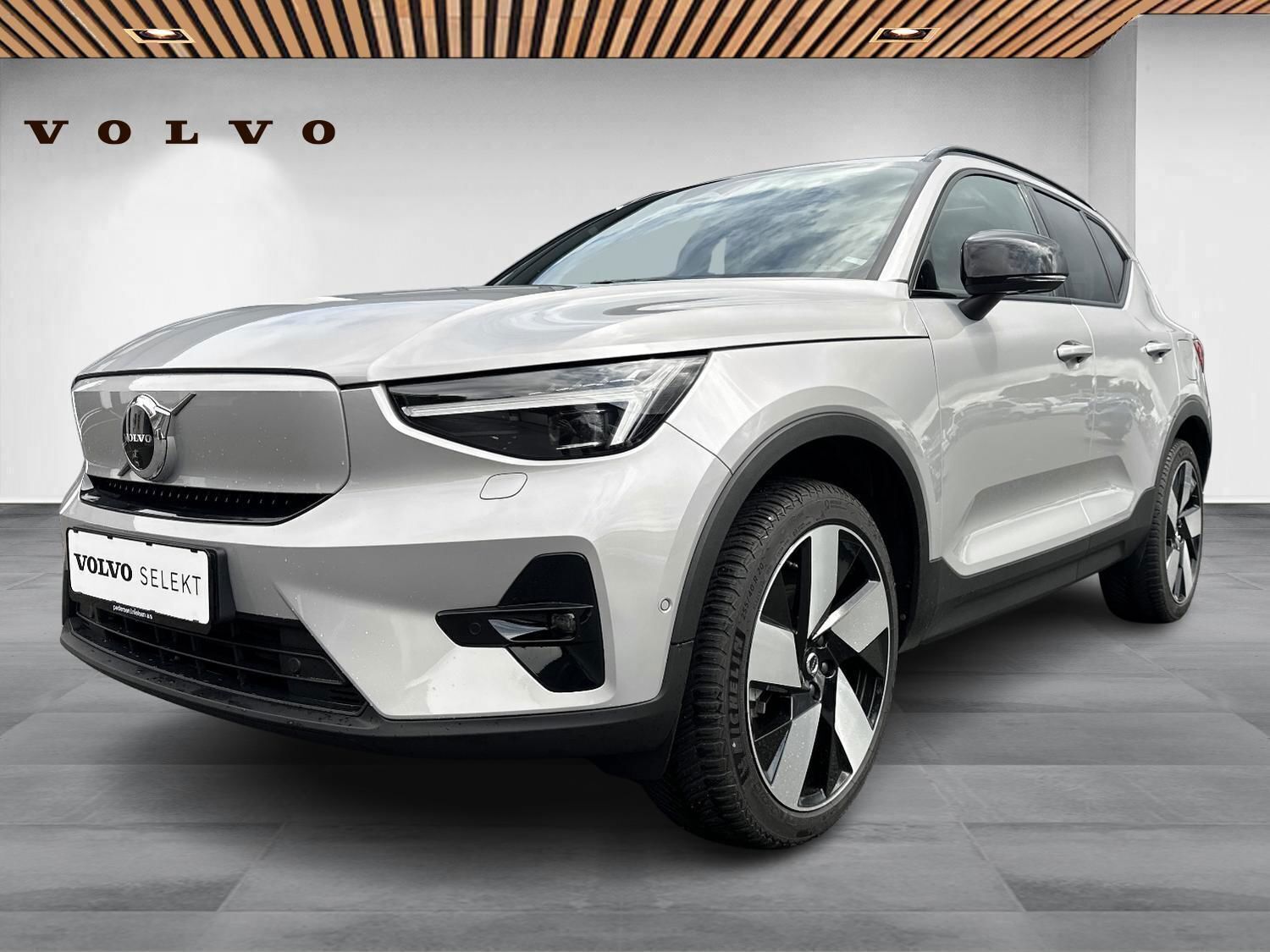 Volvo XC40 Recharge Twin Ultimate AWD 408HK 5d Aut.