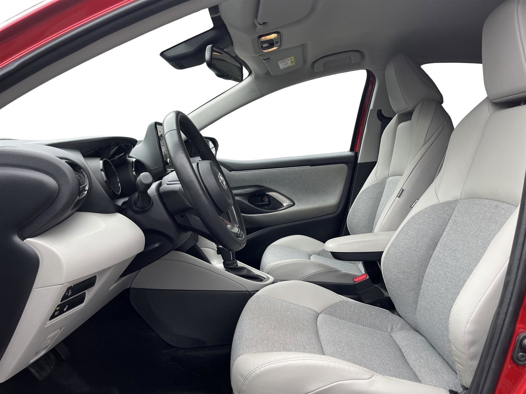 Toyota Yaris 1,5 Hybrid Elegant 116HK 5d Trinl. Gear