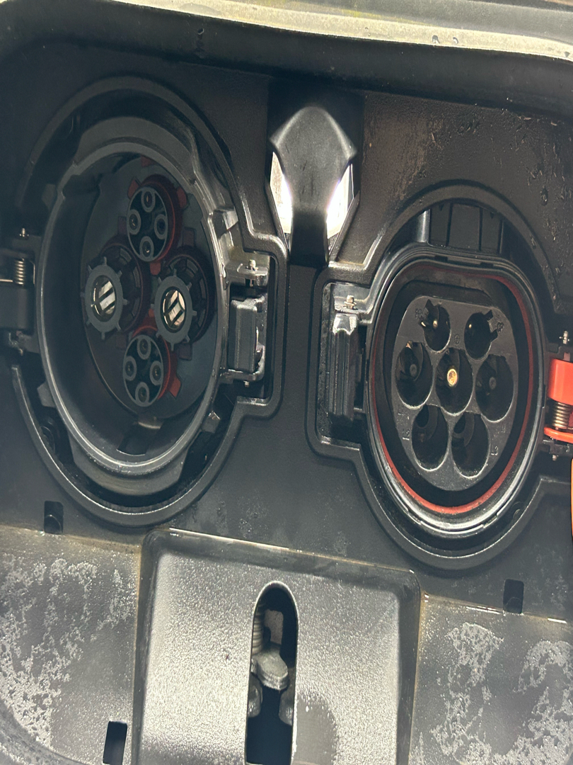 Hvid Nissan Leaf fra 2022