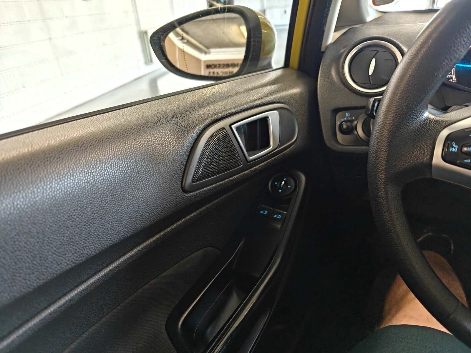 undefined Ford Fiesta fra 2013