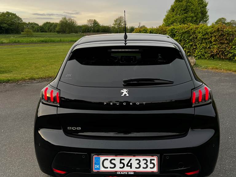 Peugeot 208 1,2 PureTech 100 5D