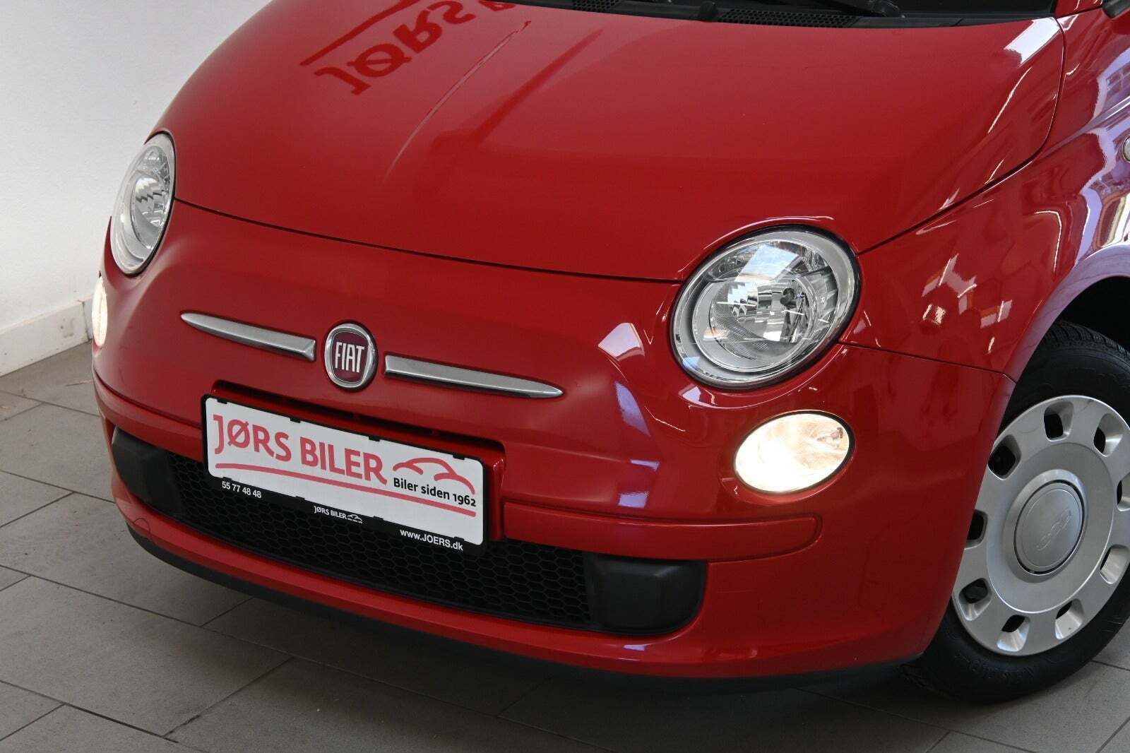 Rød Fiat 500 fra 2012