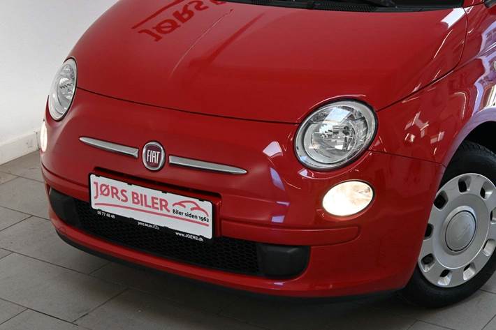 Rød Fiat 500 fra 2012