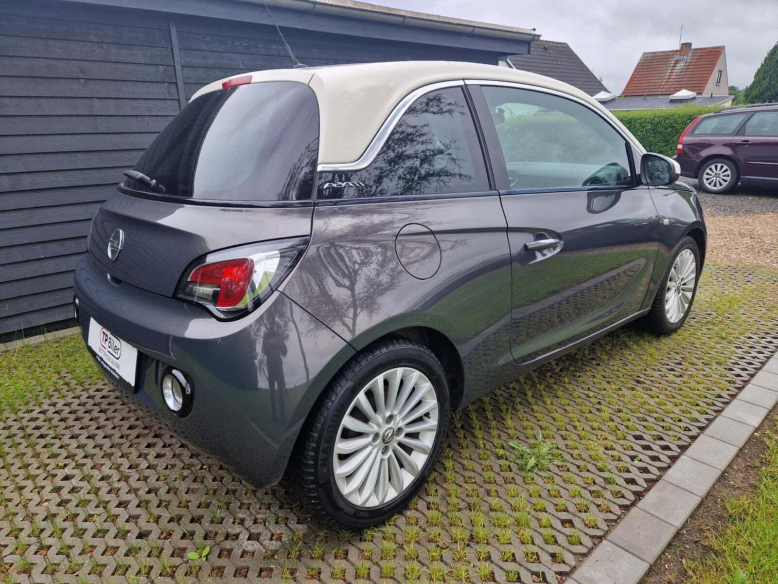 Opel Adam