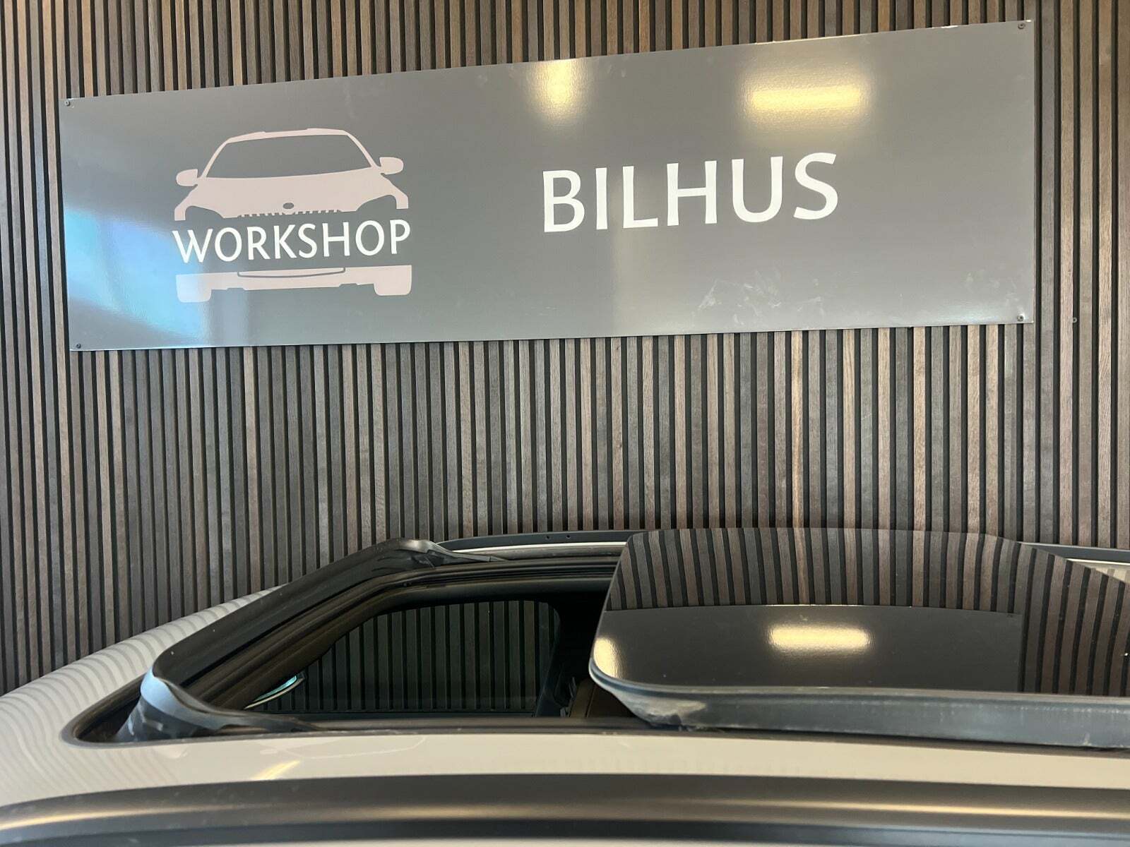 Grå Audi A4 fra 2017