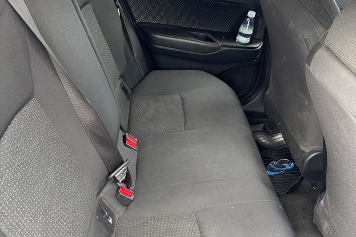 Grå Toyota Toyota fra 2019