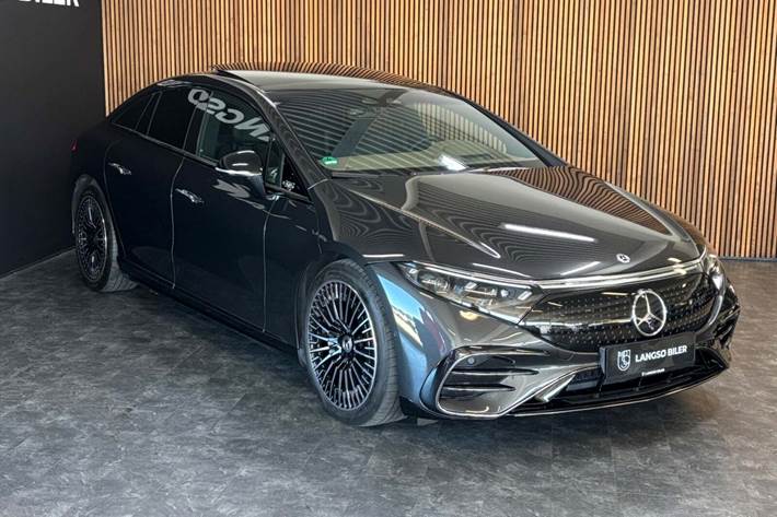 Grå Mercedes EQS580 fra 2023