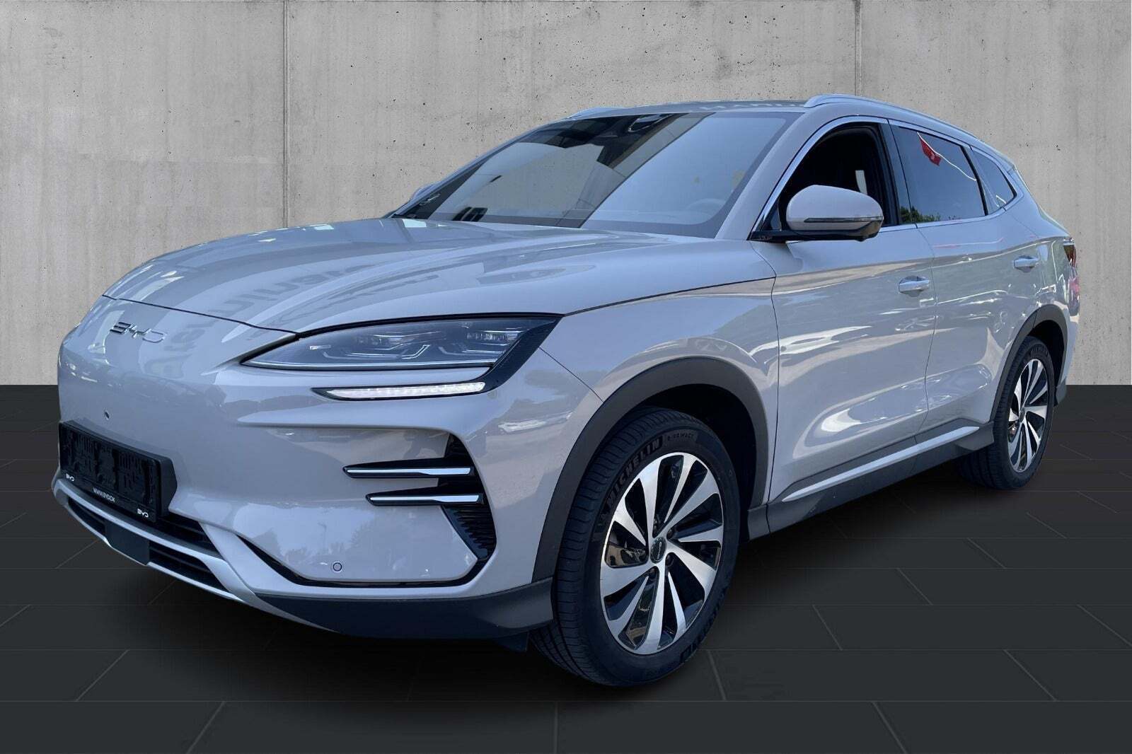 Grå BYD Seal U fra 2024