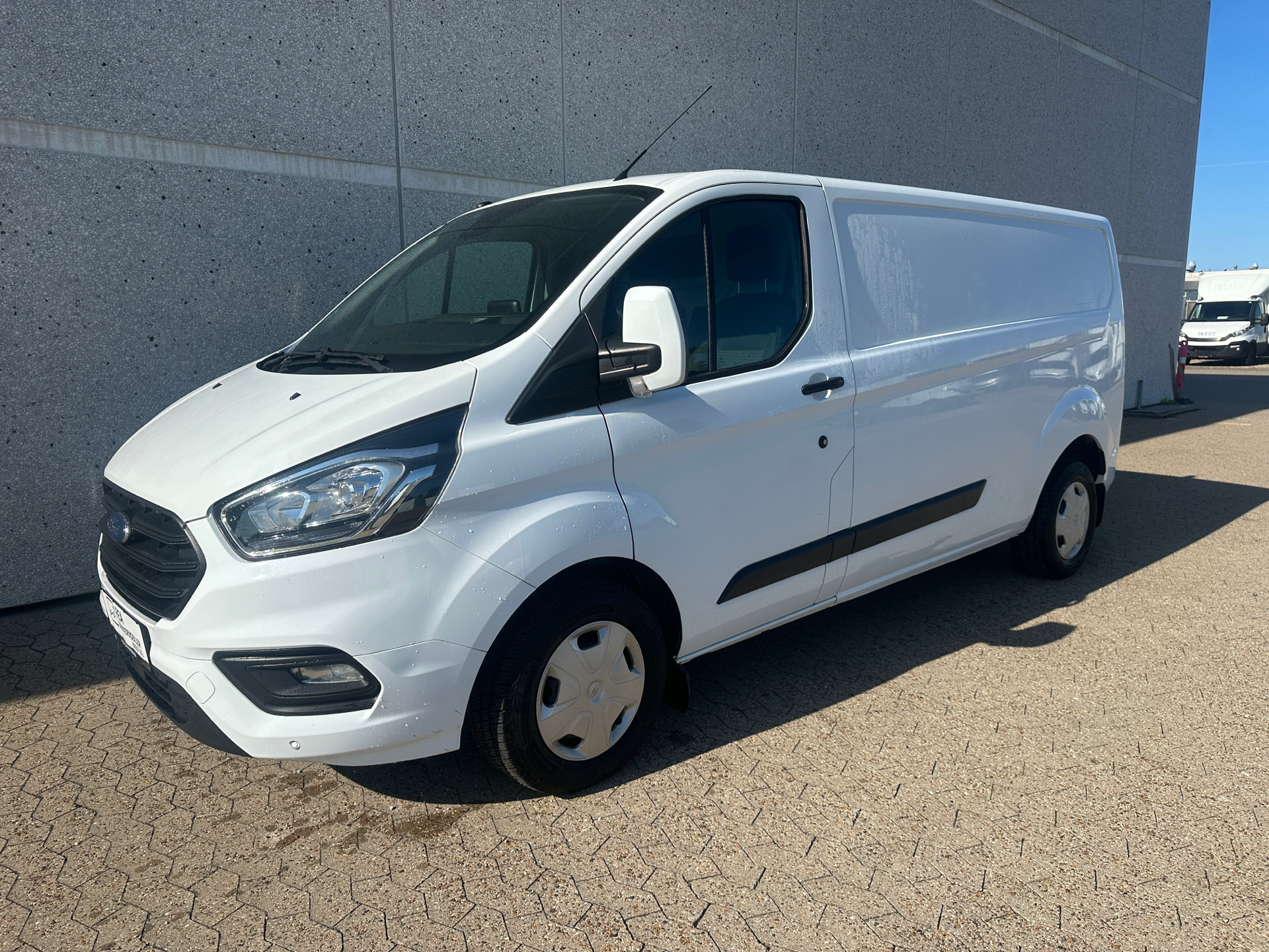 Ford Transit Custom 2,0 300 L2H1 TDCi Trend 170HK Van 6g