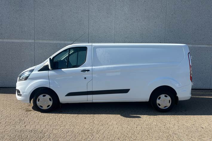 Hvid Ford Transit Custom fra 2018