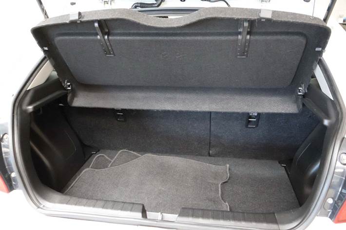 Hvid Suzuki Baleno fra 2016