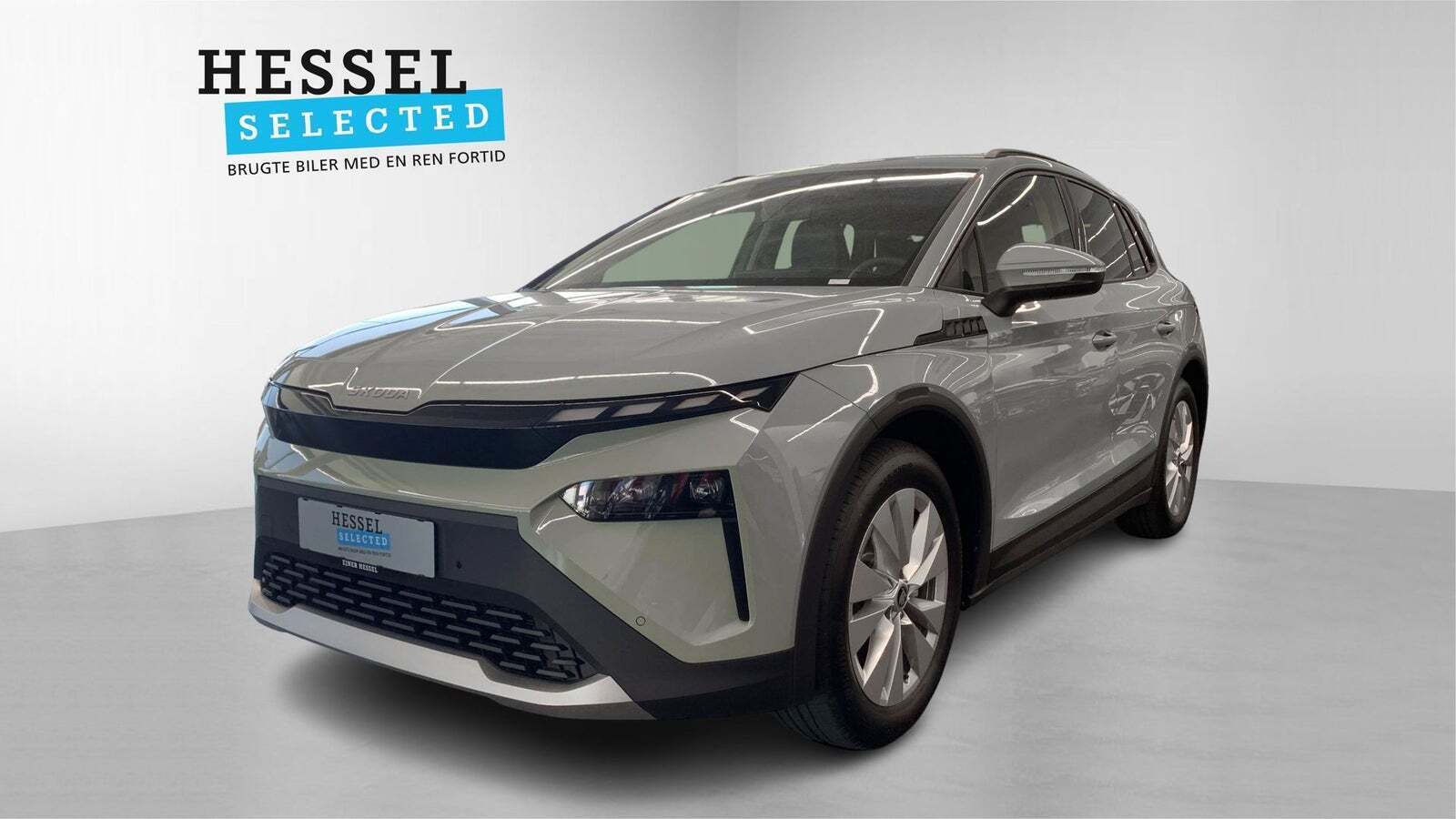 Grøn Skoda Elroq fra 2025 set udefra