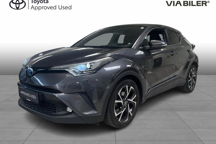 Grå Toyota C-HR fra 2019 set udefra