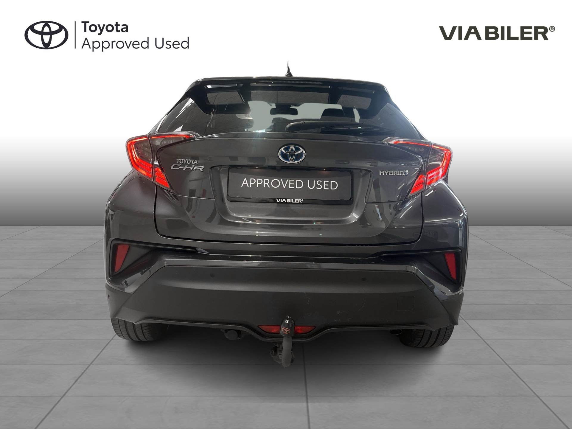Grå Toyota C-HR fra 2019