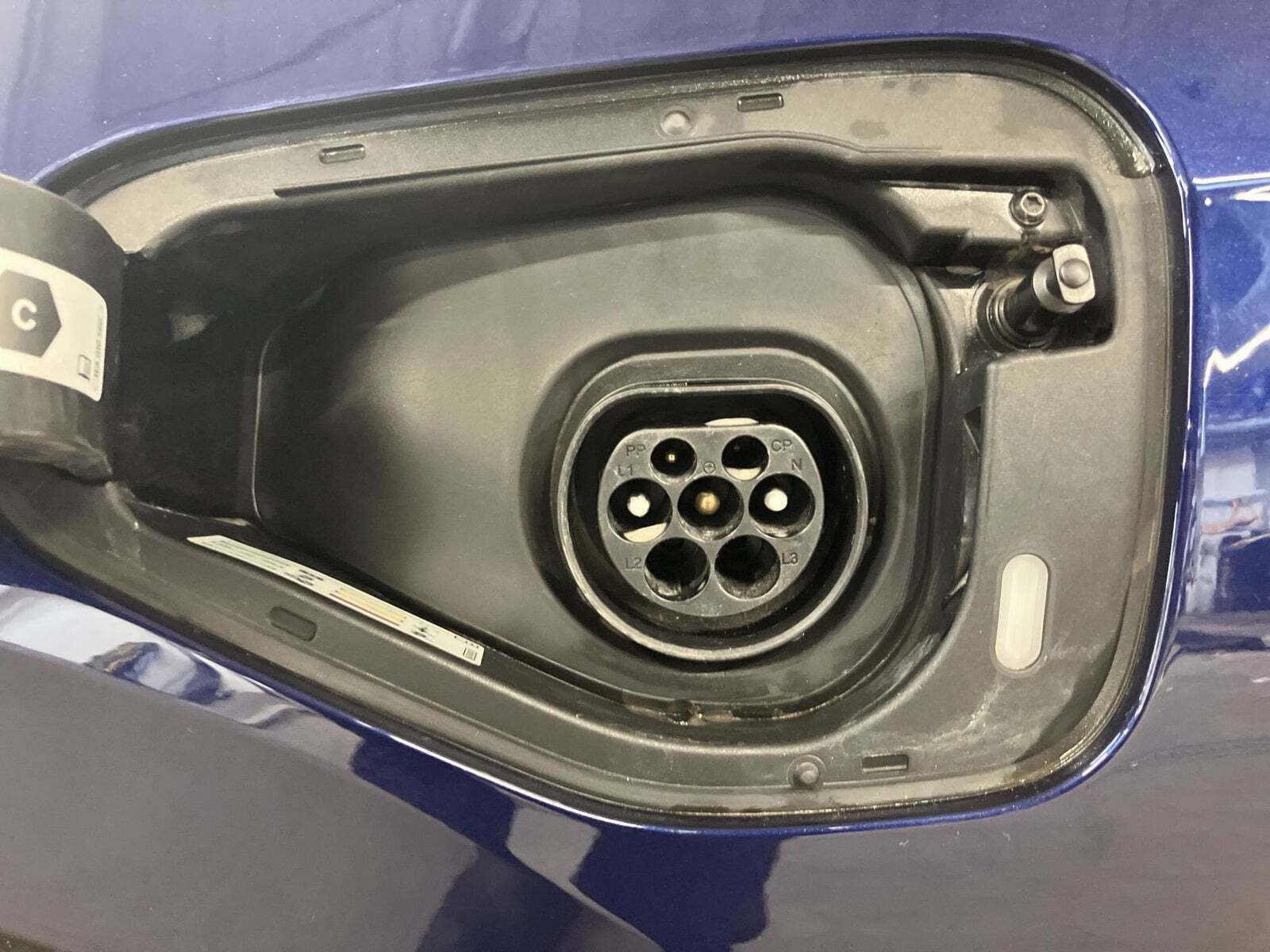 Blå VW Golf VIII fra 2022