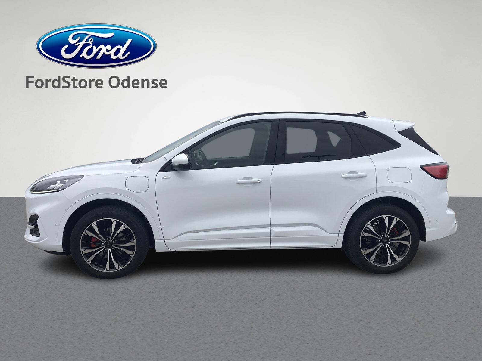 Ford Kuga 2,5 PHEV ST-Line X CVT