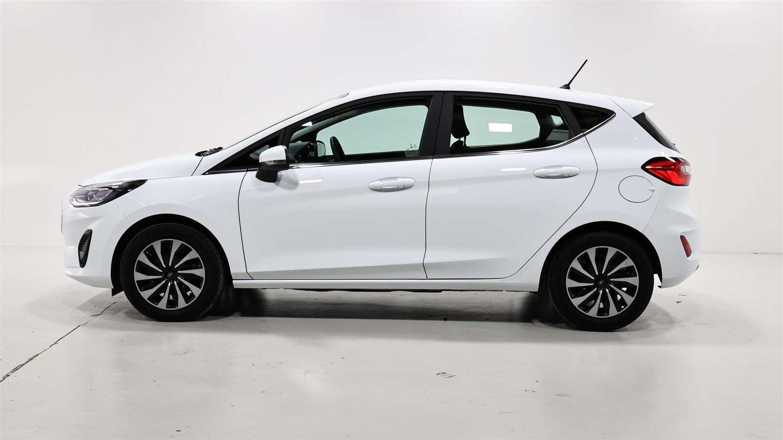 Ford Fiesta 1,0 EcoBoost mHEV Titanium