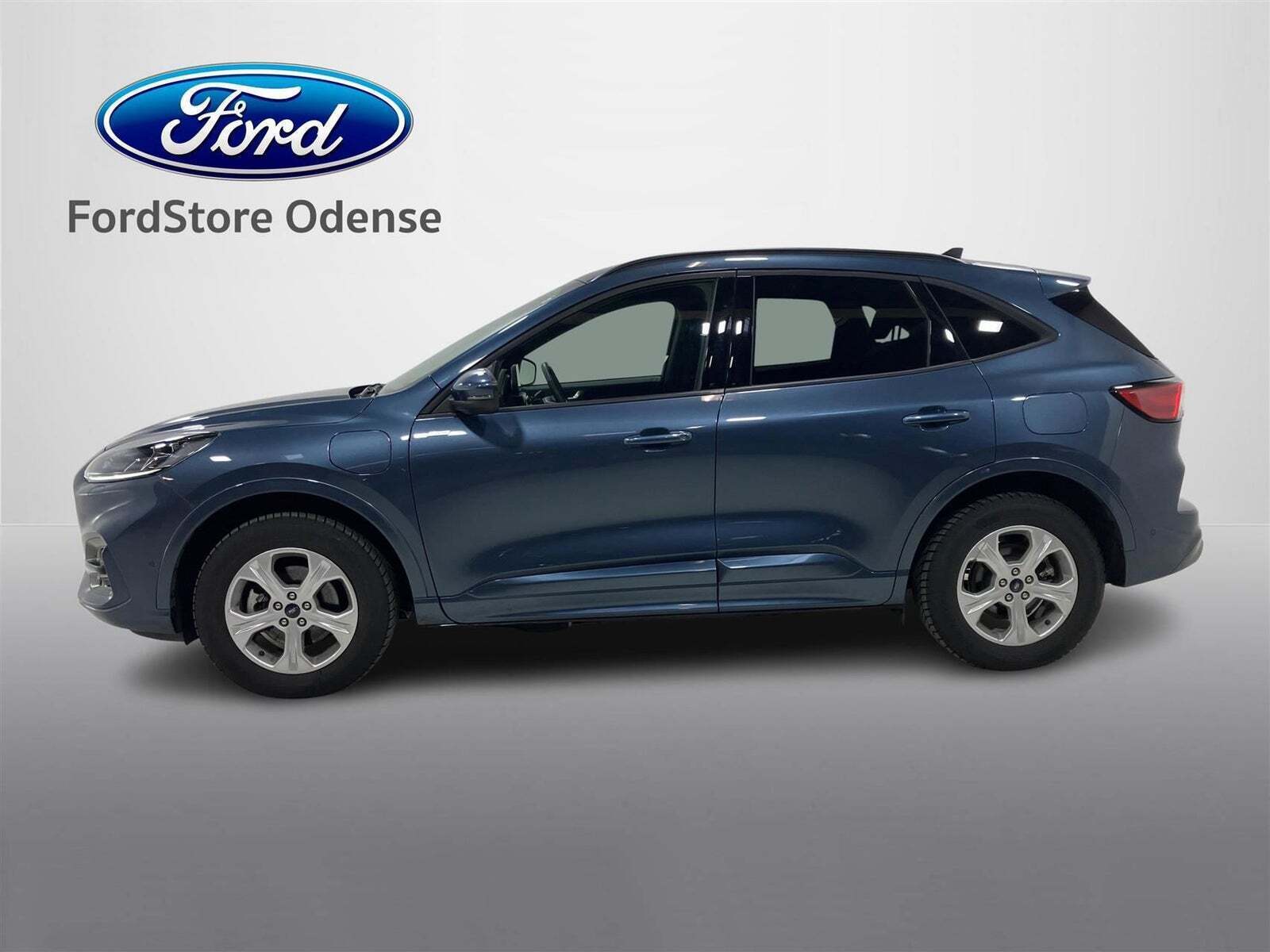 Ford Kuga 2,5 PHEV ST-Line X CVT