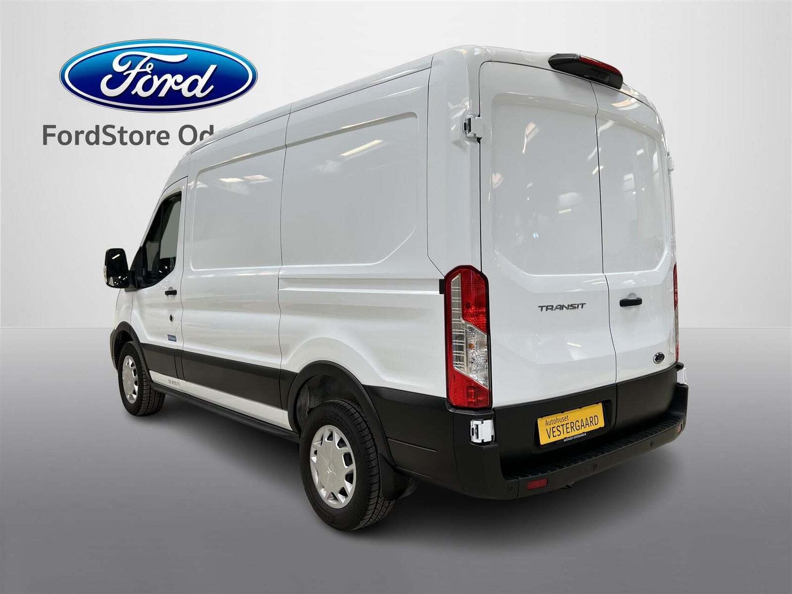 Hvid Ford Transit 350 L2 Van fra 2023