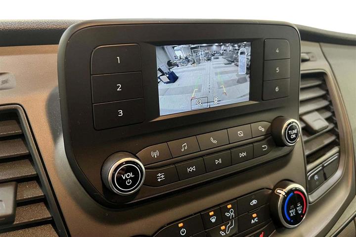 Hvid Ford Transit 350 L2 Van fra 2023