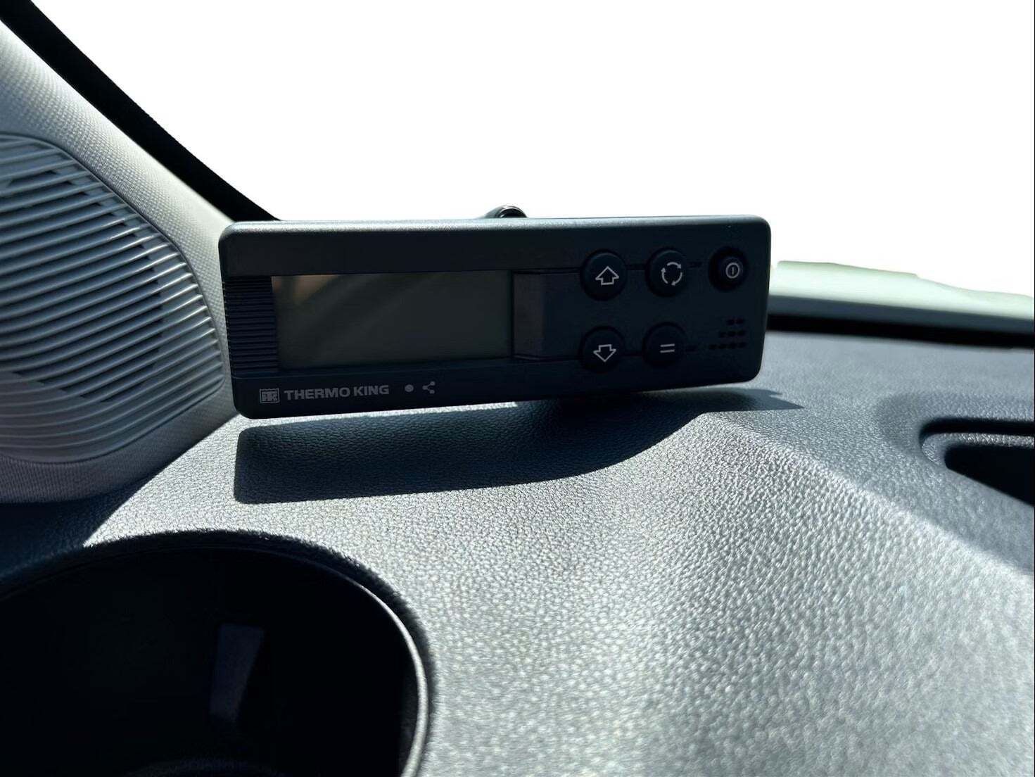 Hvid Renault Trafic fra 2024