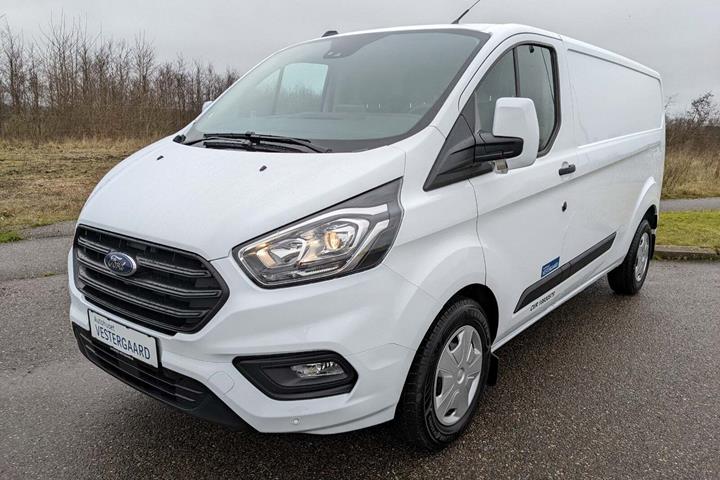 Hvid Ford Transit Custom 300 L2 fra 2023 set udefra