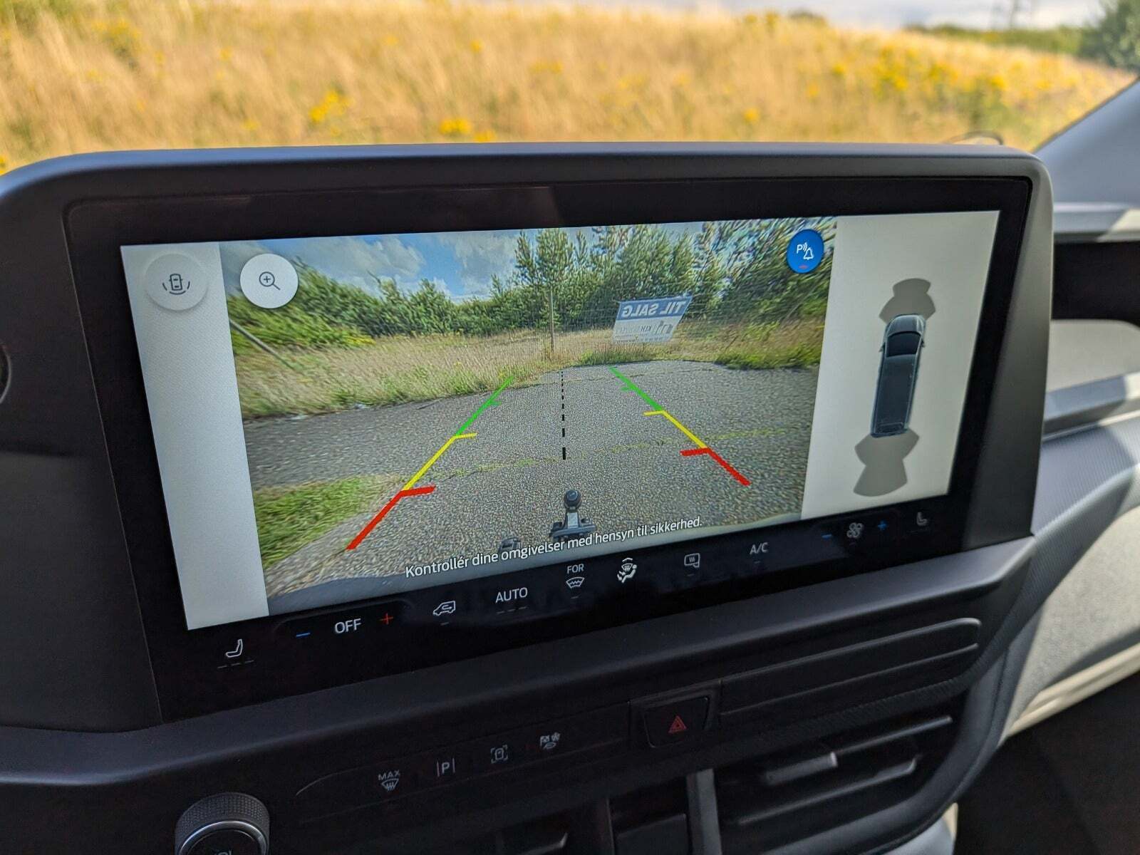 Hvid Ford Transit Custom 300L fra 2023