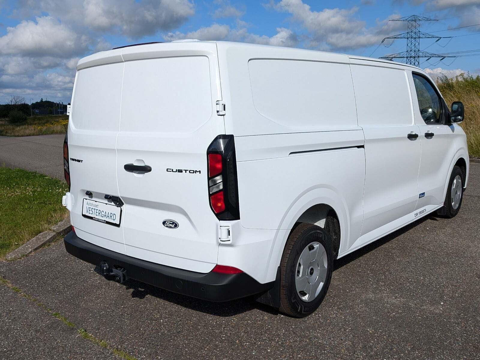 Hvid Ford Transit Custom 300 L2 fra 2023