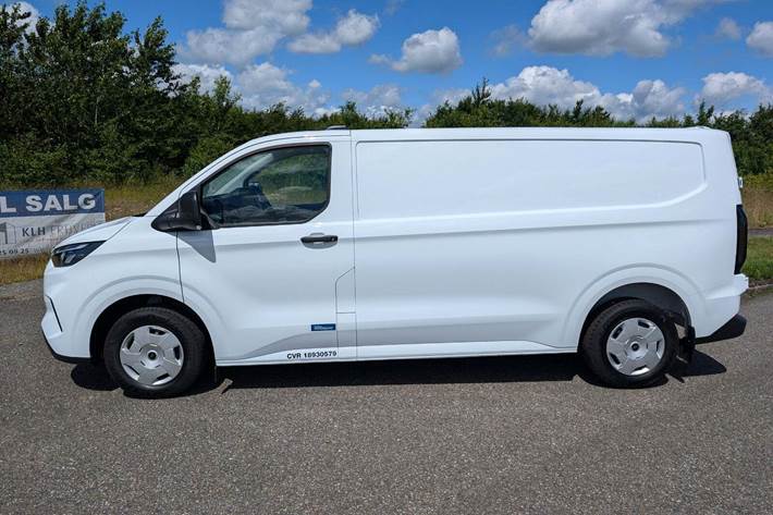 Hvid Ford Transit Custom 300L fra 2023