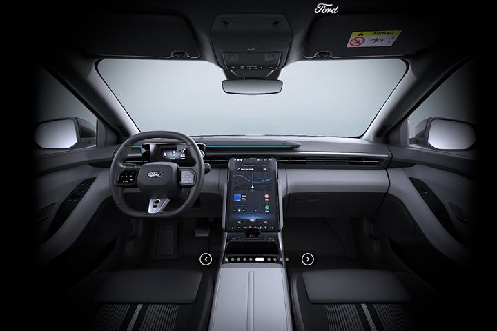 undefined Ford Capri fra 2025