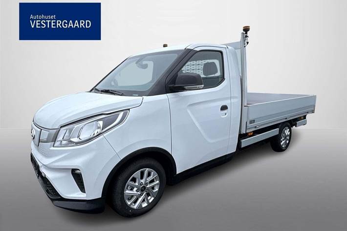 Beige Maxus e-Deliver 3 fra 2024 set udefra