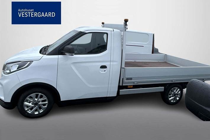 Beige Maxus e-Deliver 3 fra 2024