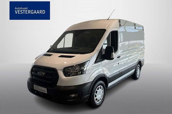 Hvid Ford Transit 350 L2 Van fra 2024 set udefra