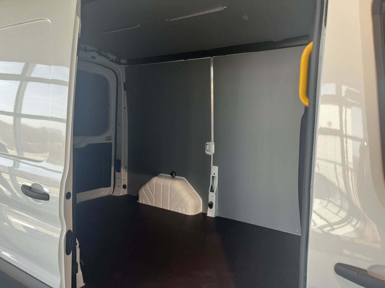 Ford Transit 350 L2 Van 2,0 TDCi 130 Trend H2 FWD