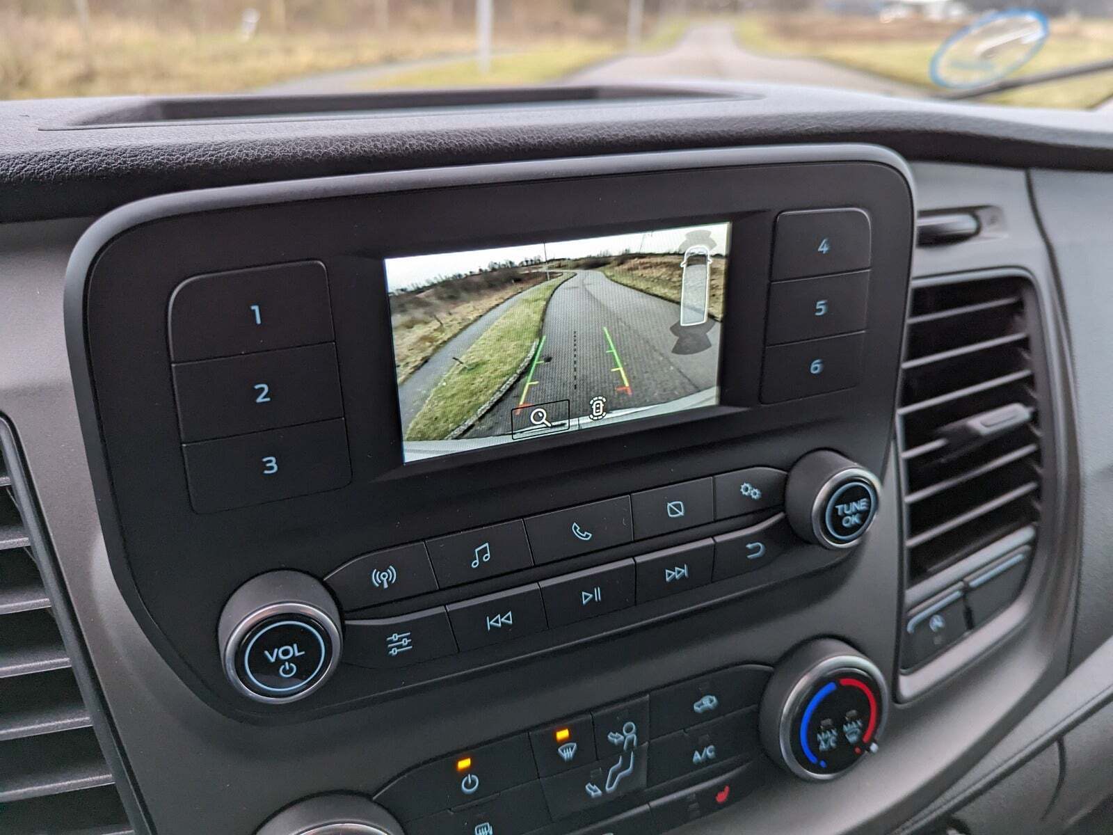 Ford Transit 350 L2 Van 2,0 TDCi 130 Trend H2 FWD