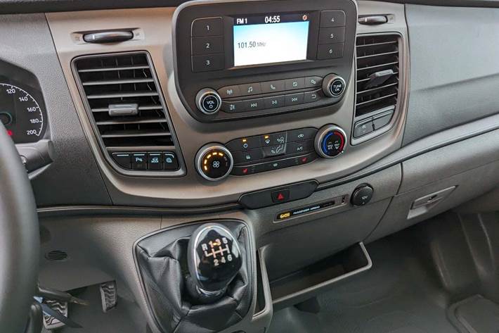 Hvid Ford Transit 350 L2 Van fra 2023