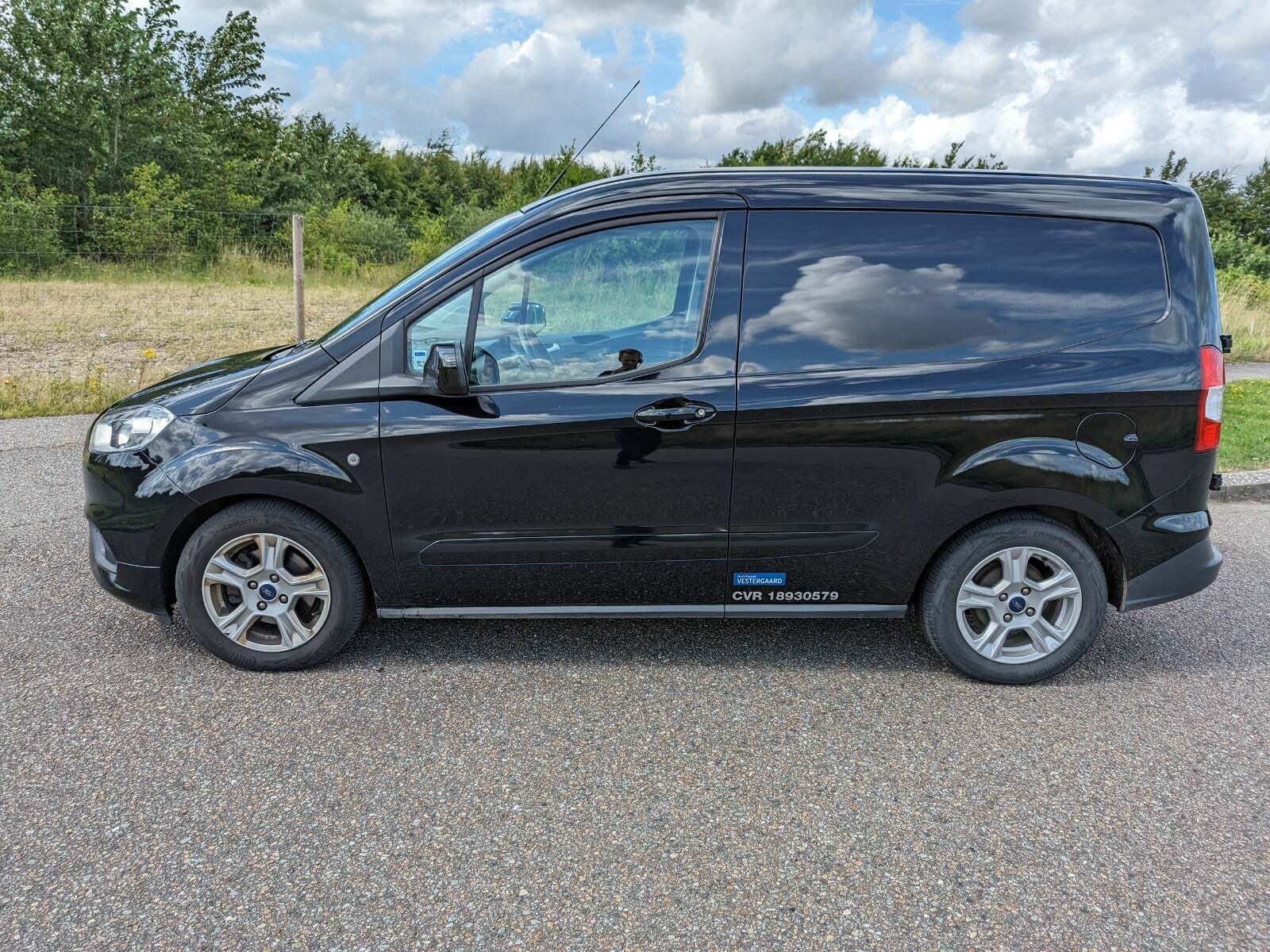 Ford Transit Courier 1,5 TDCi 75 Limited