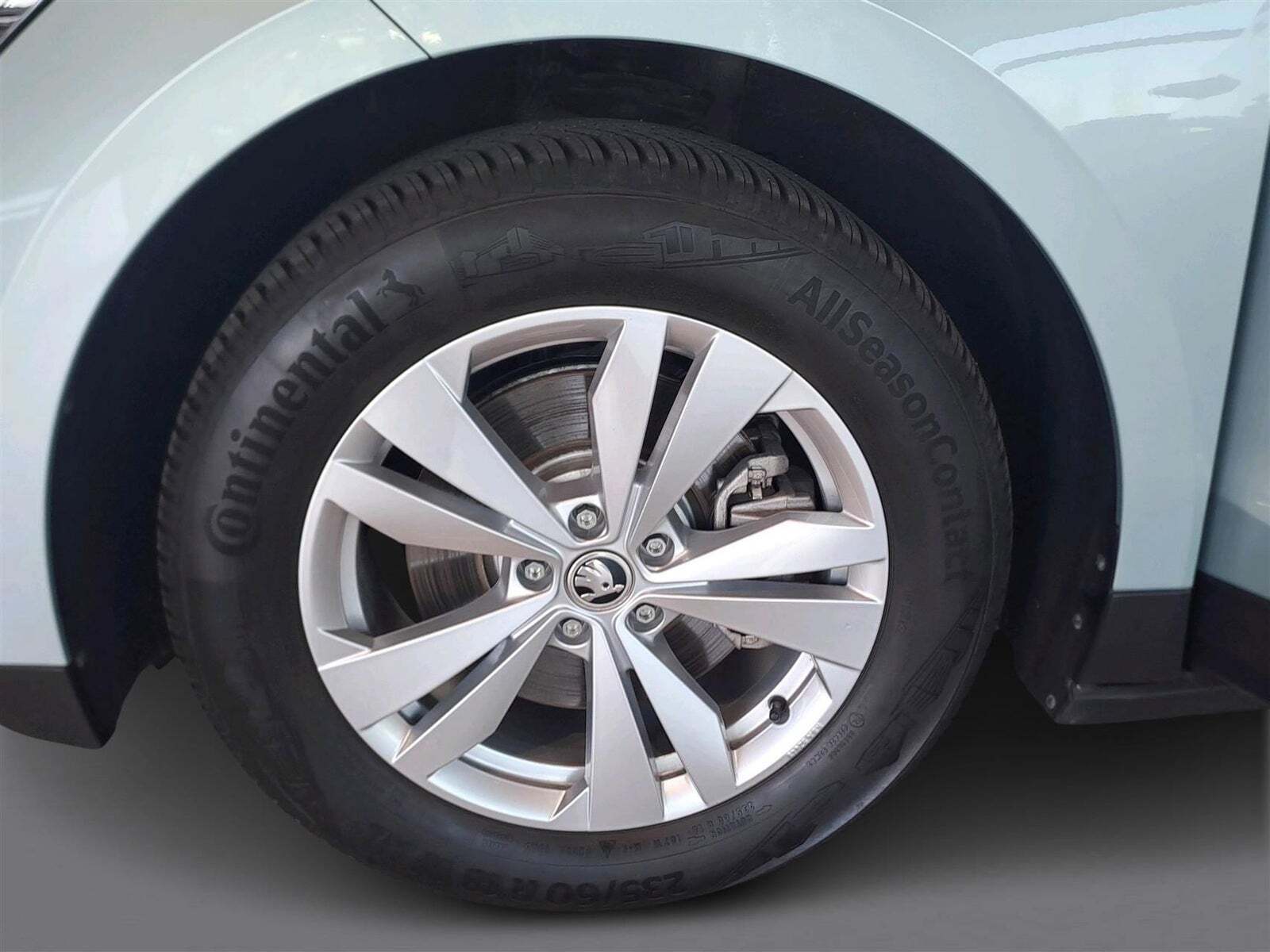Sølv Skoda Enyaq fra 2022