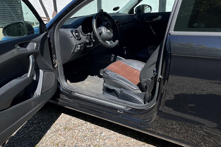 Sort Audi A1 fra 2012