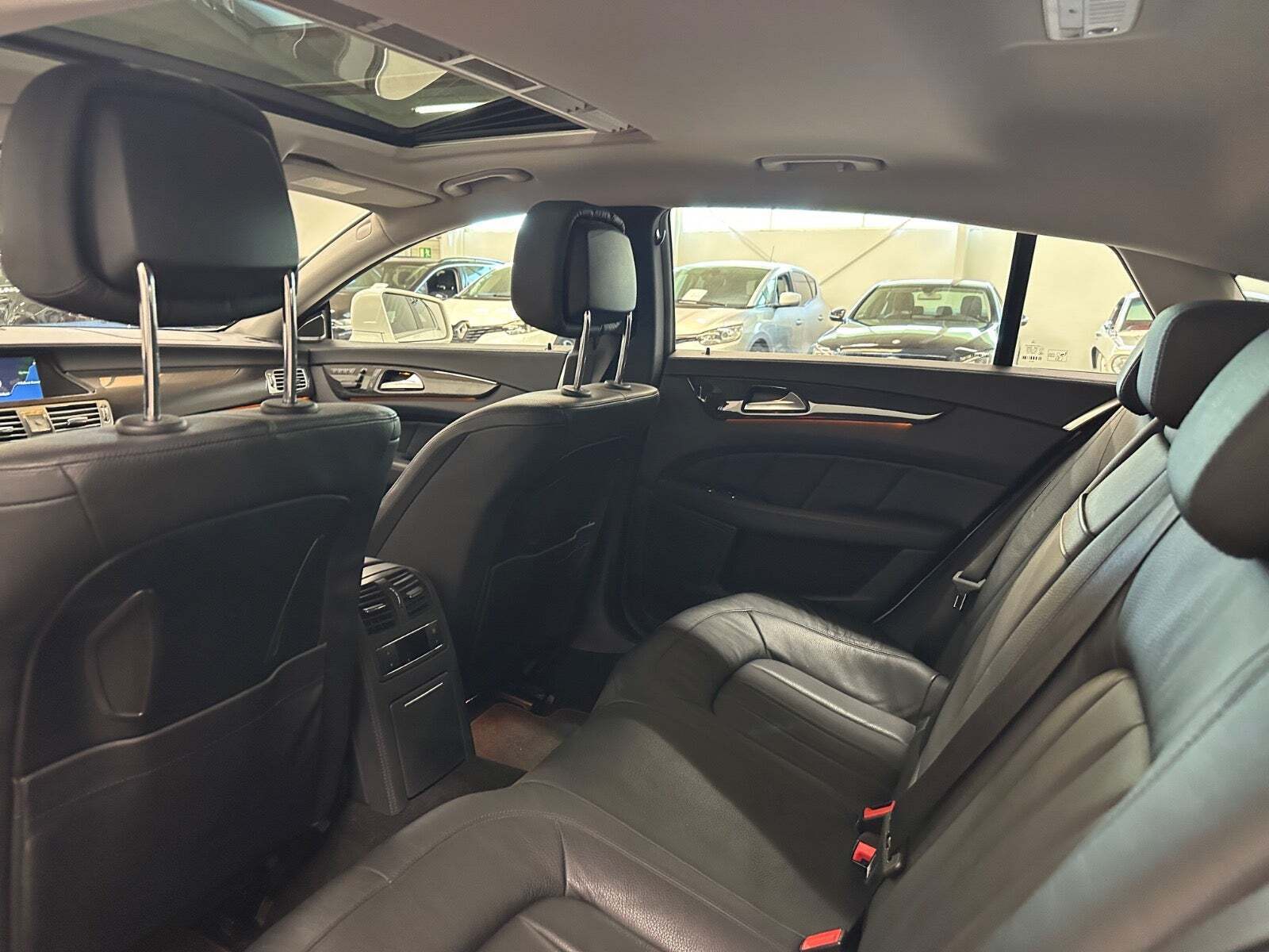 Sort Mercedes CLS350 fra 2014