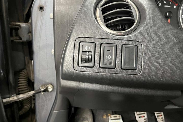 Grå Suzuki Swift fra 2006