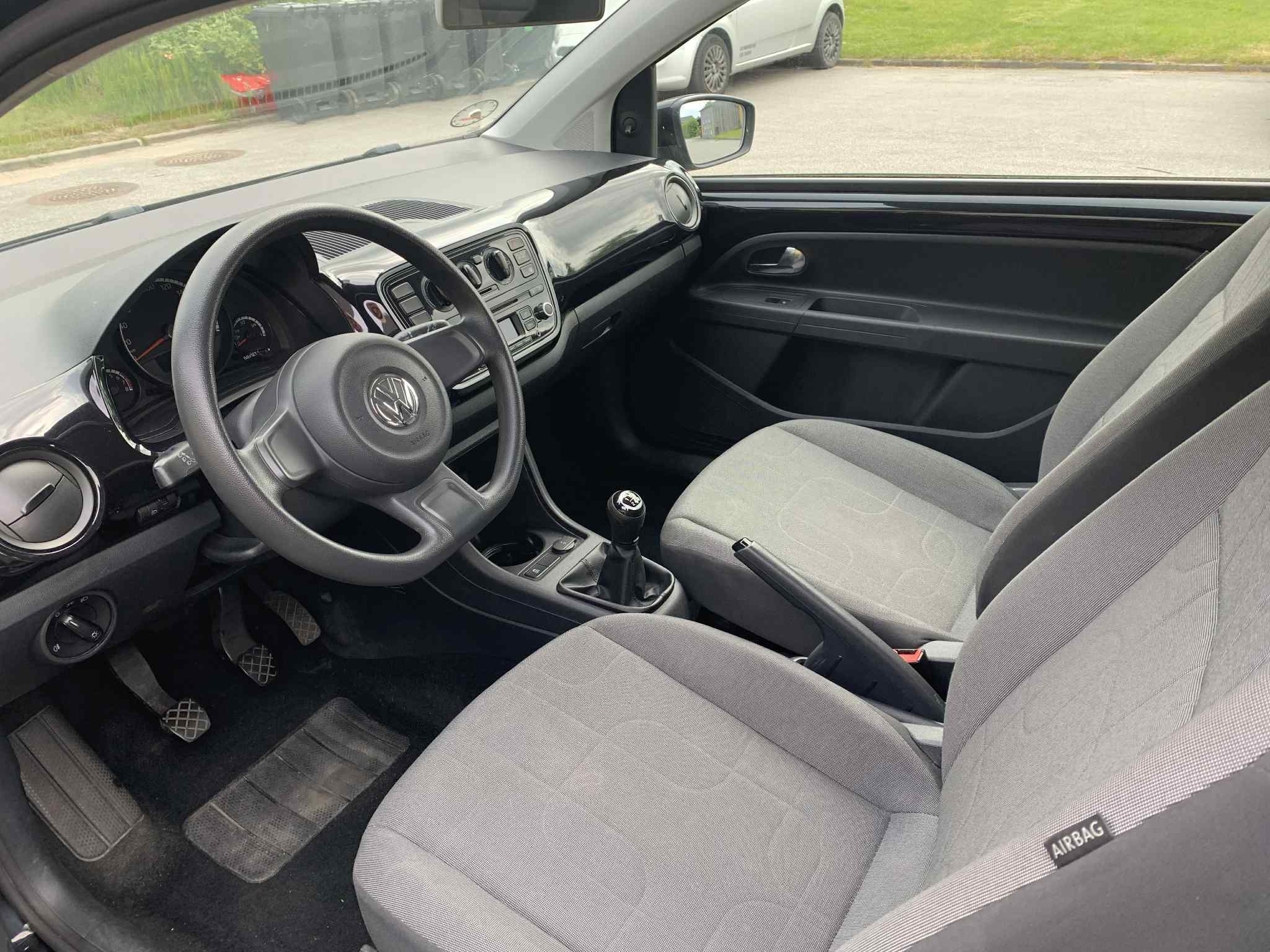 Sort VW UP! fra 2012