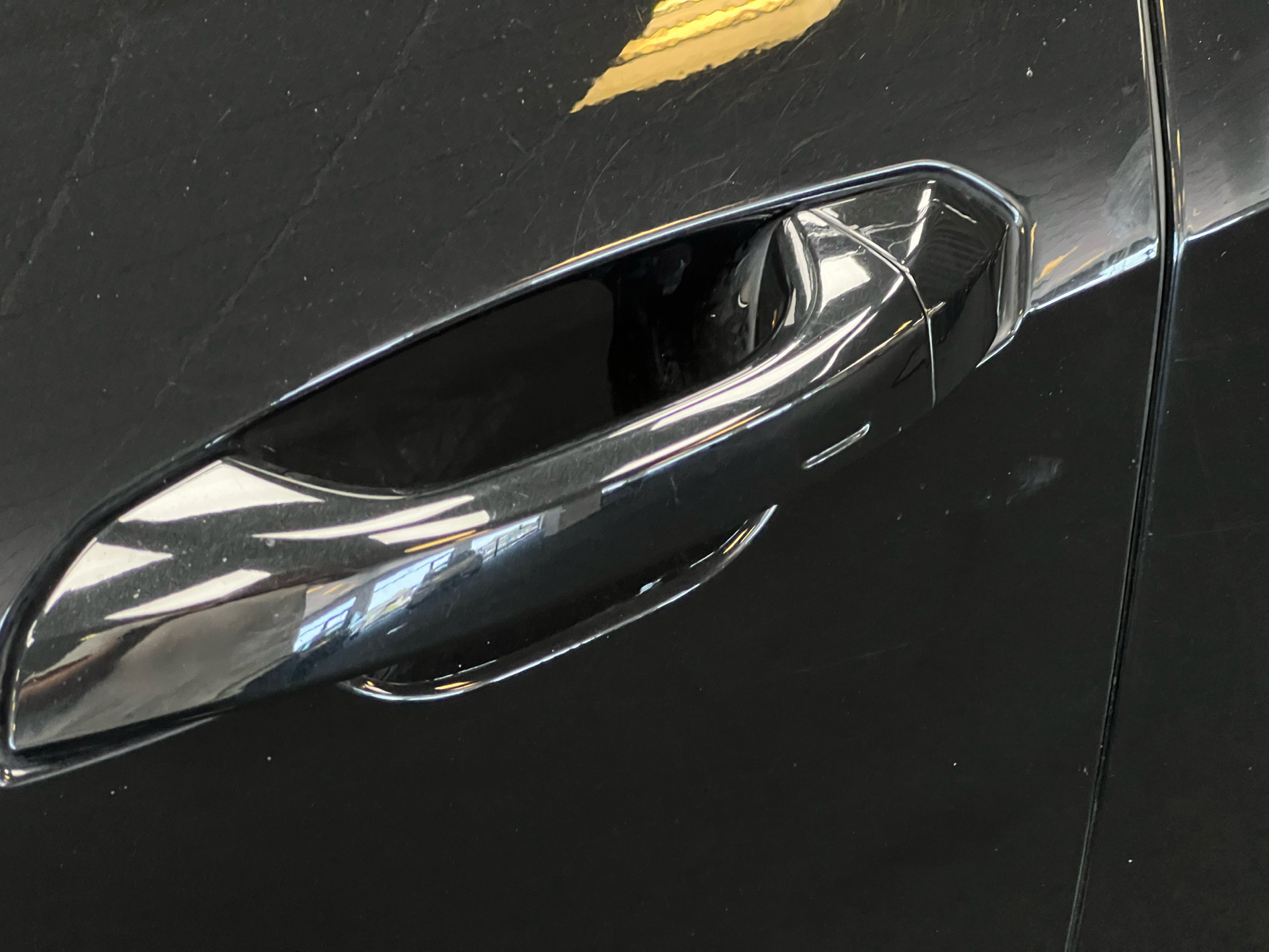 Sort Audi e-tron fra 2019
