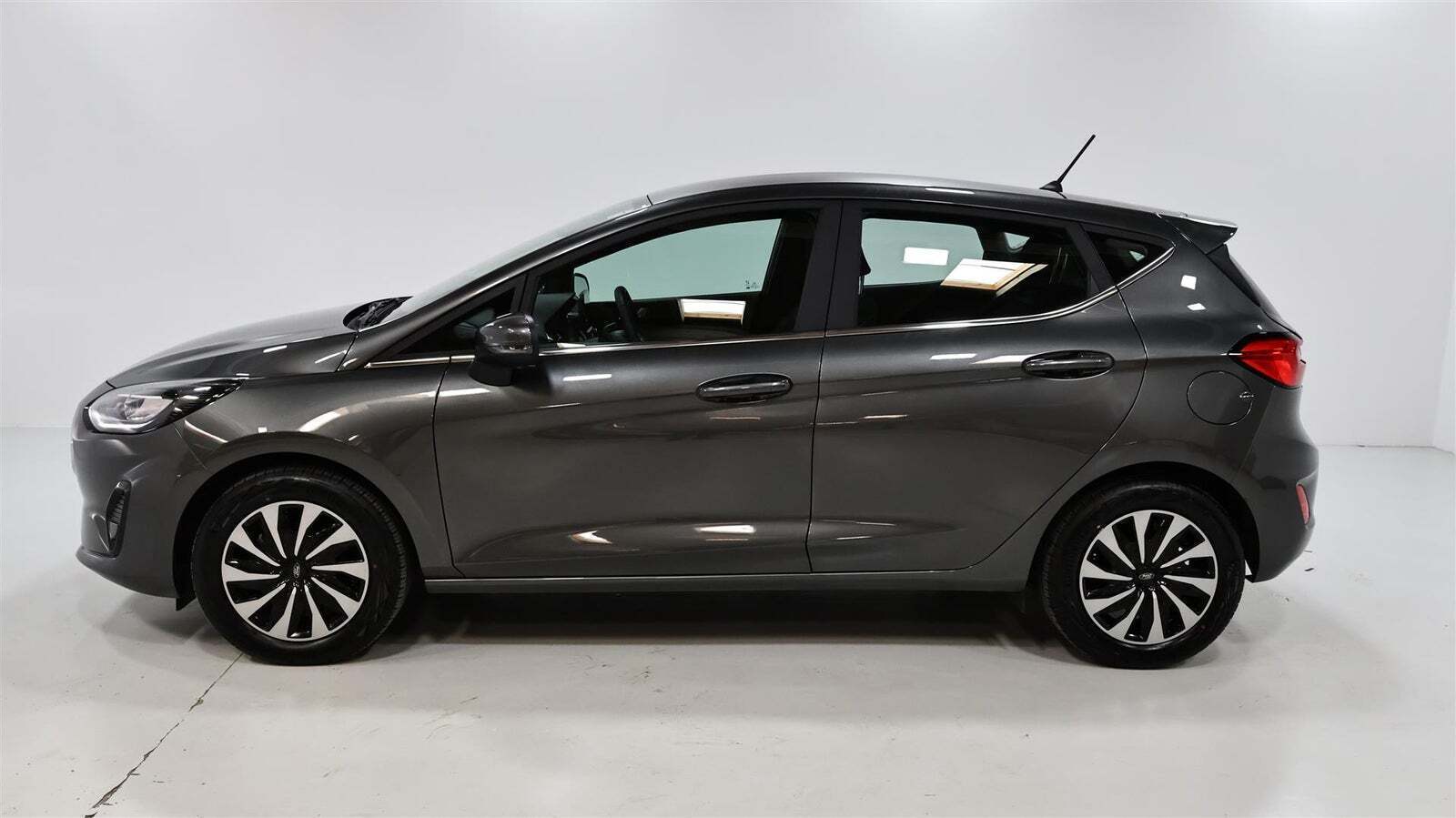 Ford Fiesta 1,0 EcoBoost mHEV Titanium